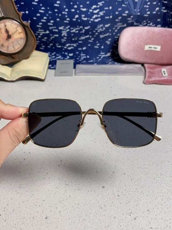 Miu Miu Oversized Square Metal-Frame Sunglasses main image 5